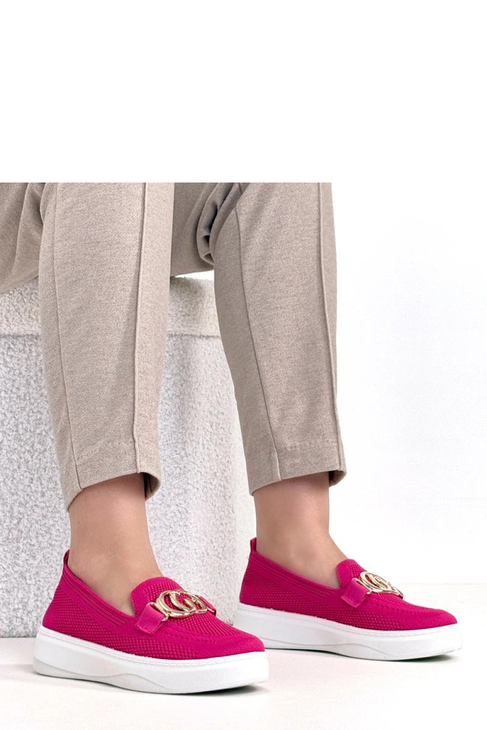 Sneakers model 224575 Solea