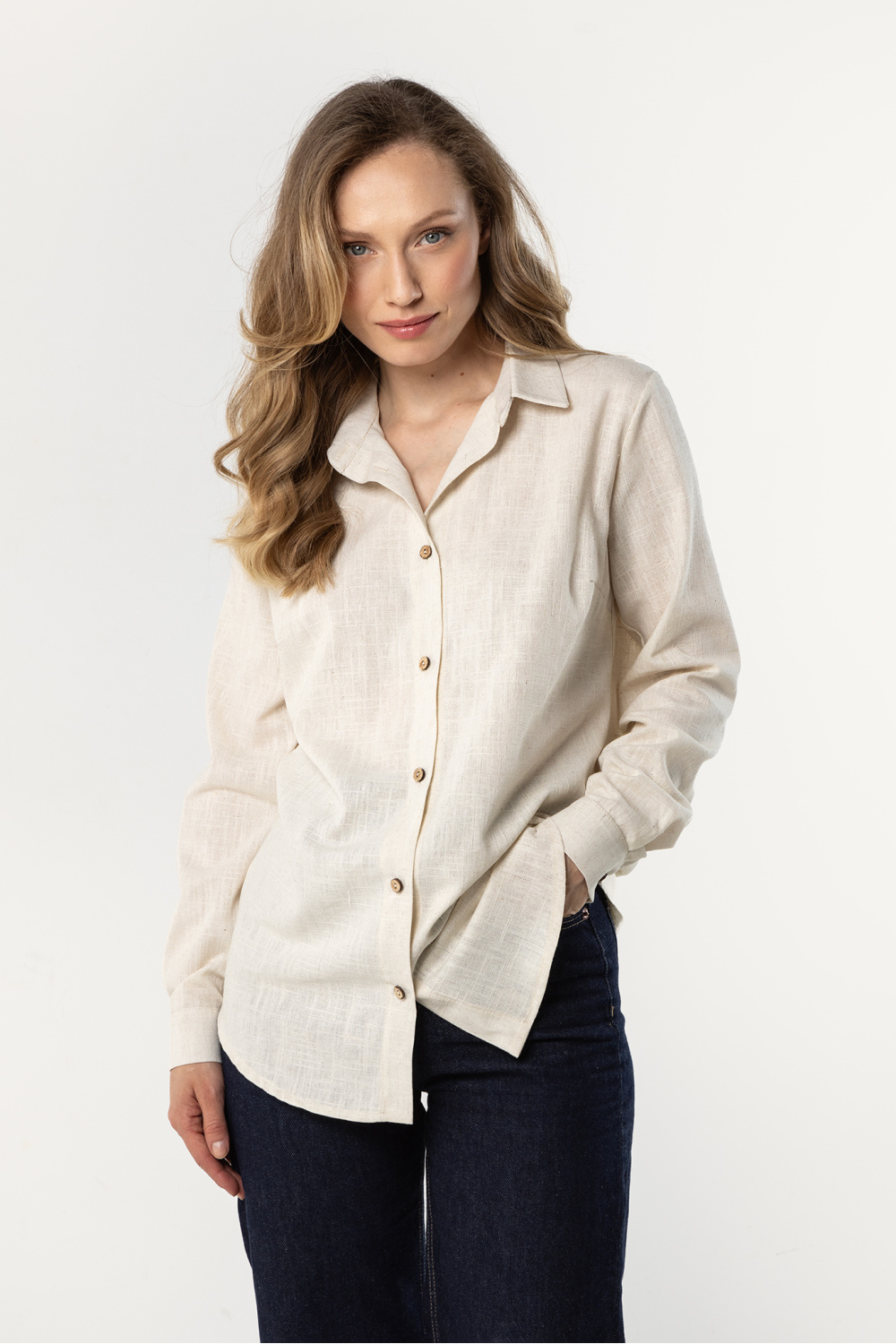 Long sleeve shirt model 225317 awama