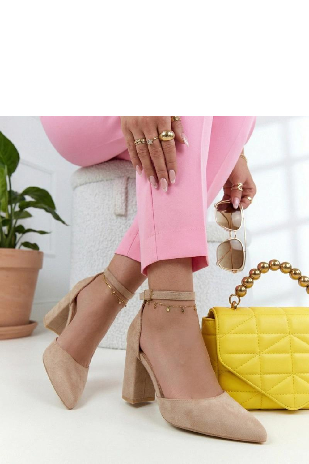 Block heel pumps model 226565 Solea