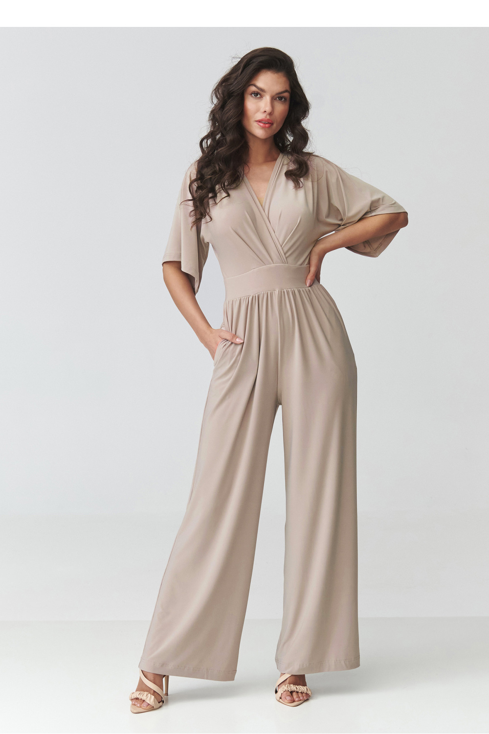 Suit model 226848 Makadamia