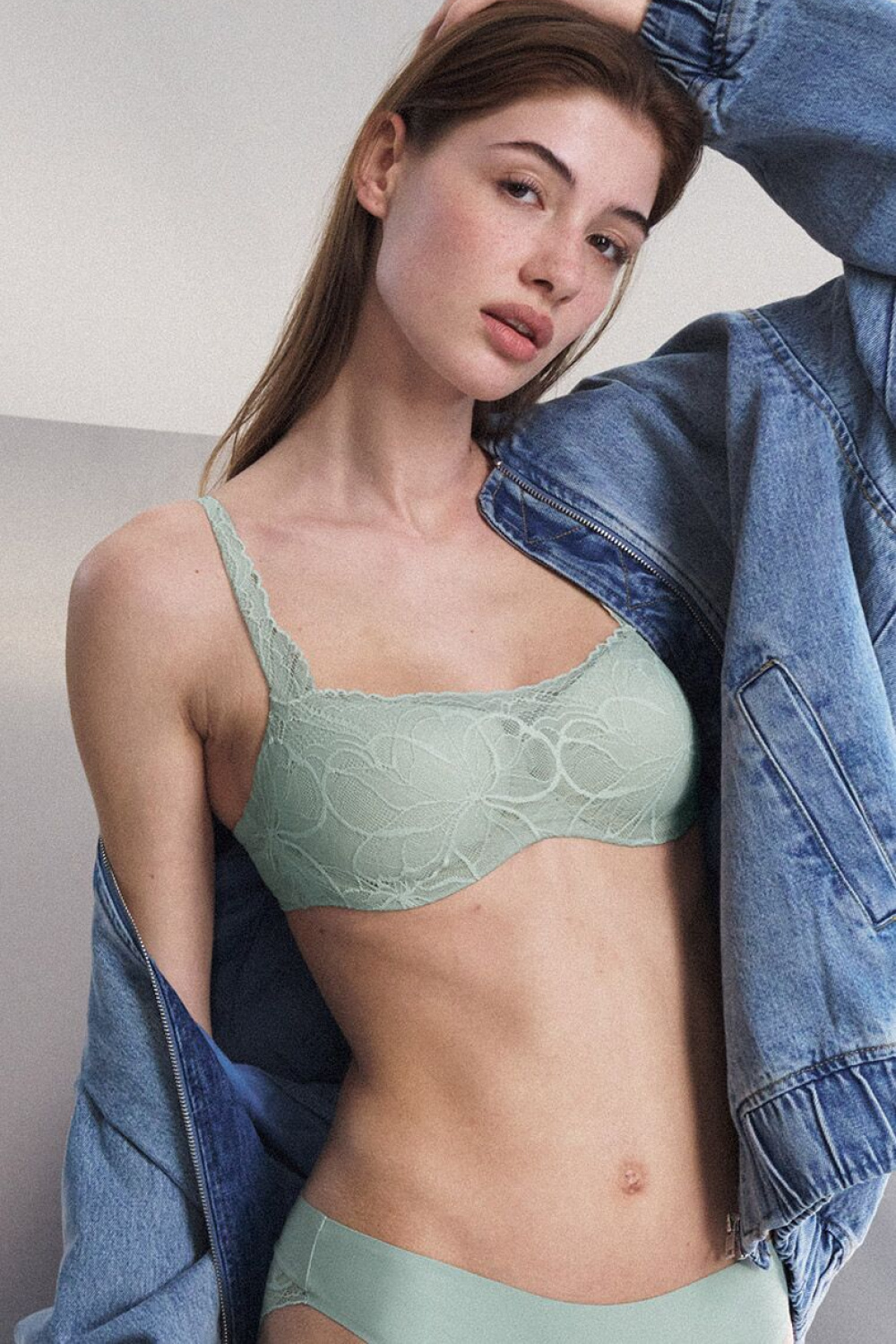Adult Product 18+ - Braceless bra model 229884 Triumph - Triumph - Bras balconette - KS Store
