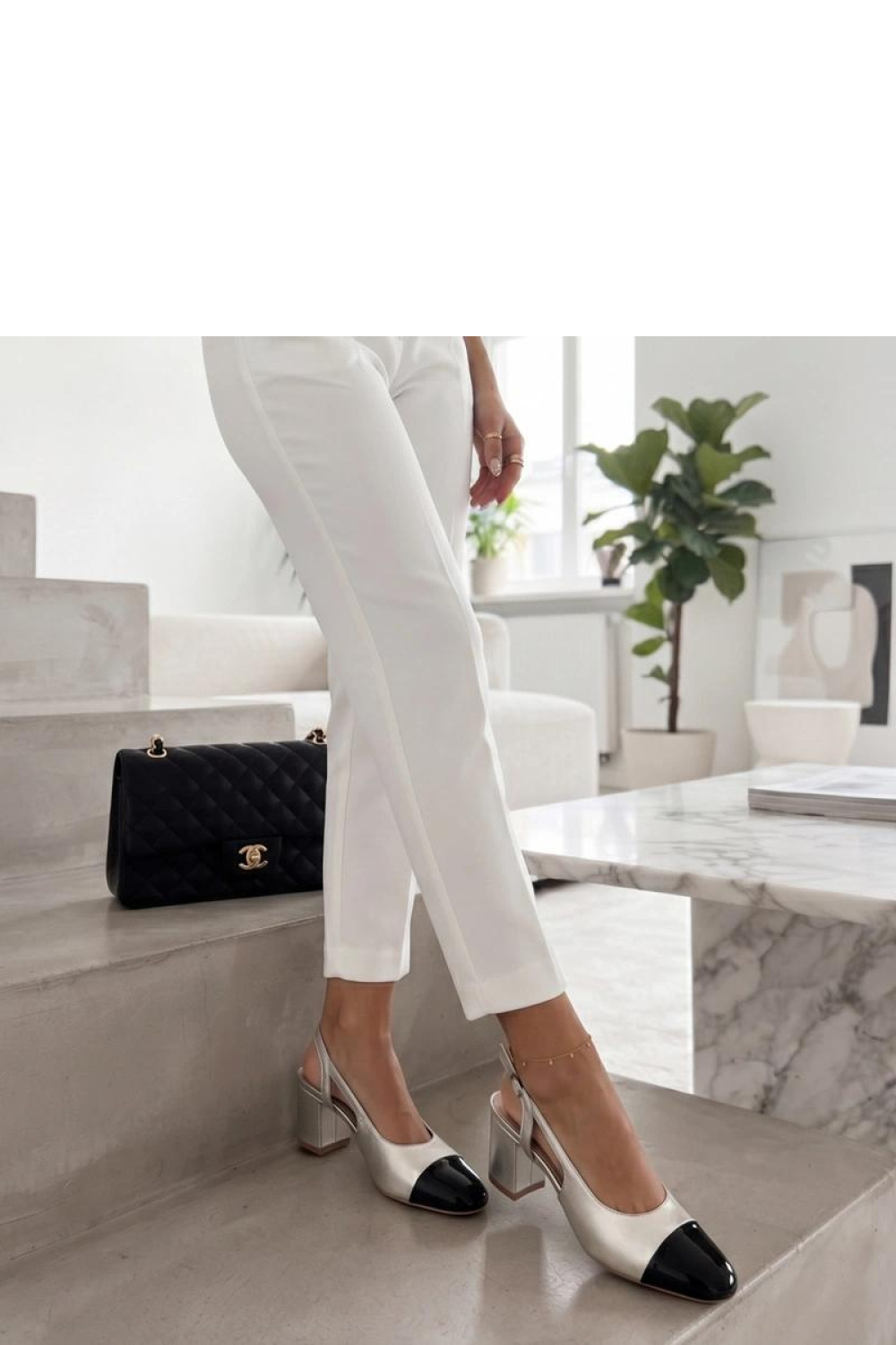 Block heel pumps model 230820 Solea
