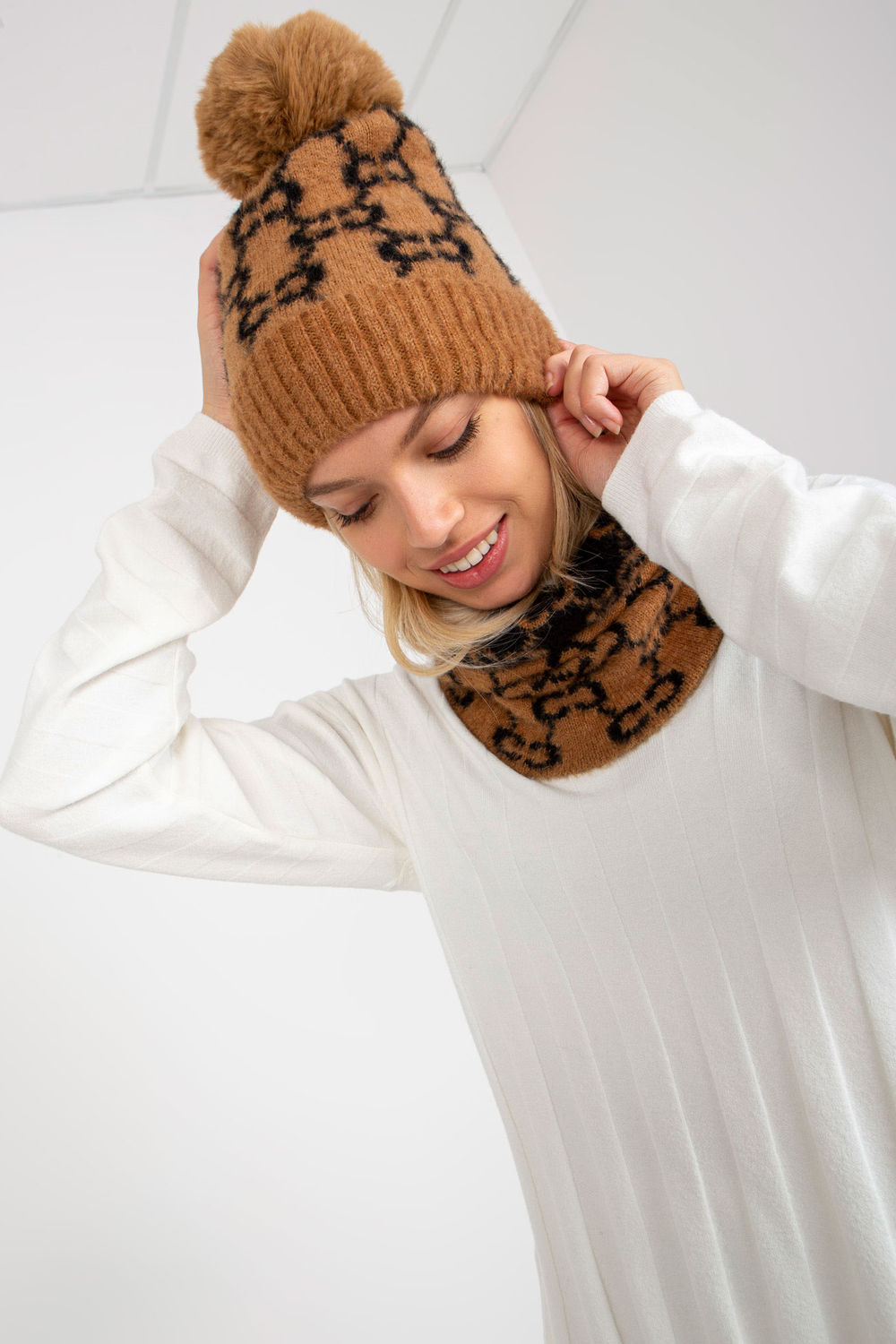 Adult Product 18+ - Cap model 185913 AT - AT - Caps & Hats for Women - KS Store